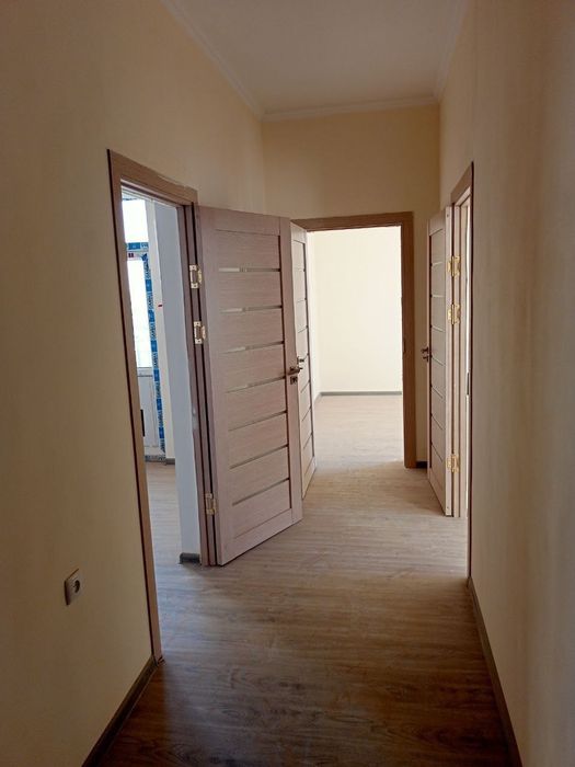 Qarshi shahrida 9-qavatda joylashgan 2 xonali uy sotiladi