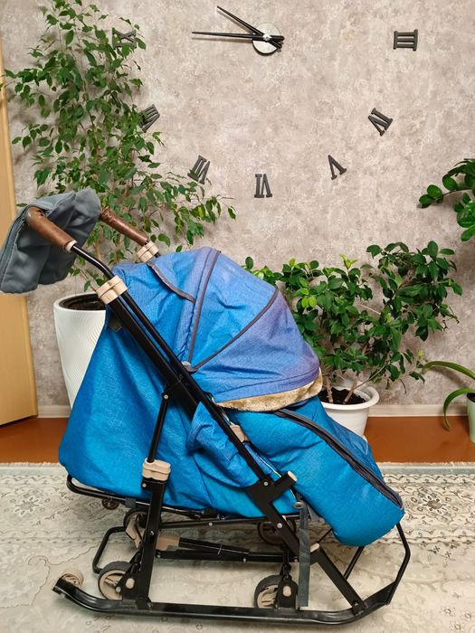 Продам срочно сани-коляску