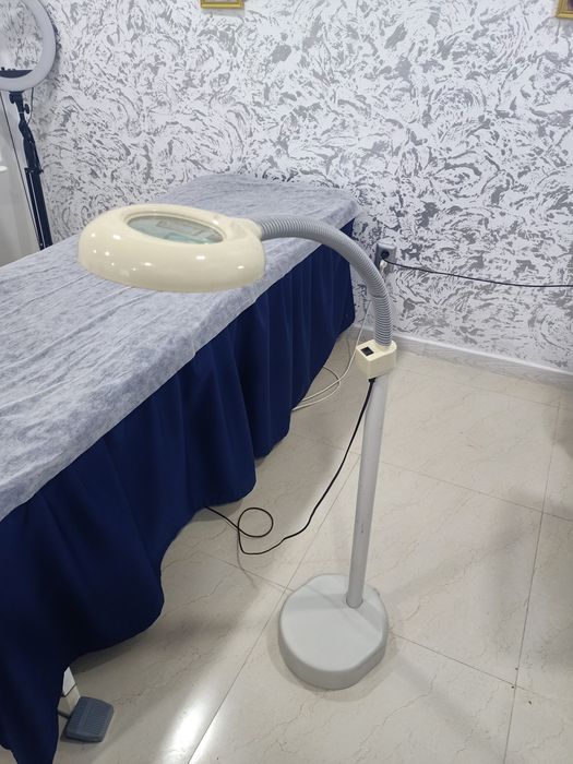 Продам лампу для косметологических работ.