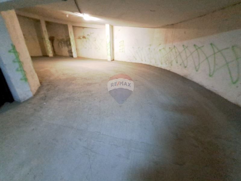 Продава се Гараж / Паркомясто в Варна, Терапевтична болница - 13 кв.м за 1308 €/кв.м - Снимка #4