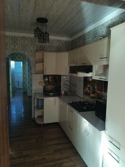 Продам квартиру 3 комнатную