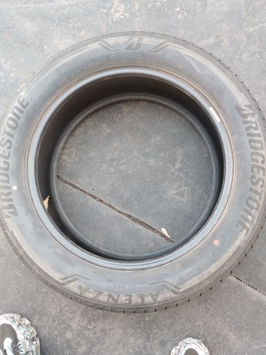 235 *55 r19 Bridgestone ALENZA