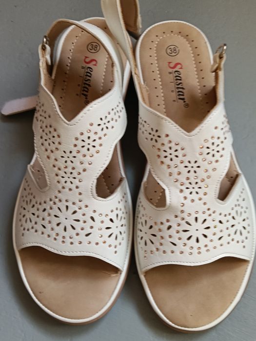 Sandale elegante mărimea 38