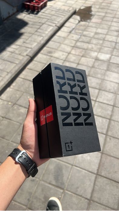 One Plus Nord 8/128