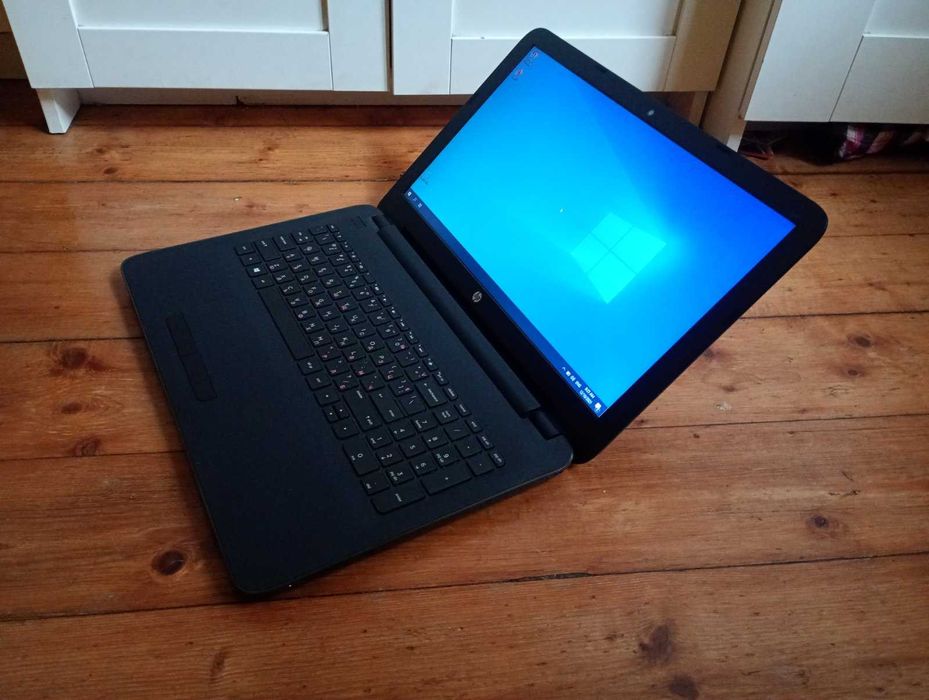 Лаптоп Hp, отличен, като нов, 15 инчов дисплей, НОВО SSD с гаранция