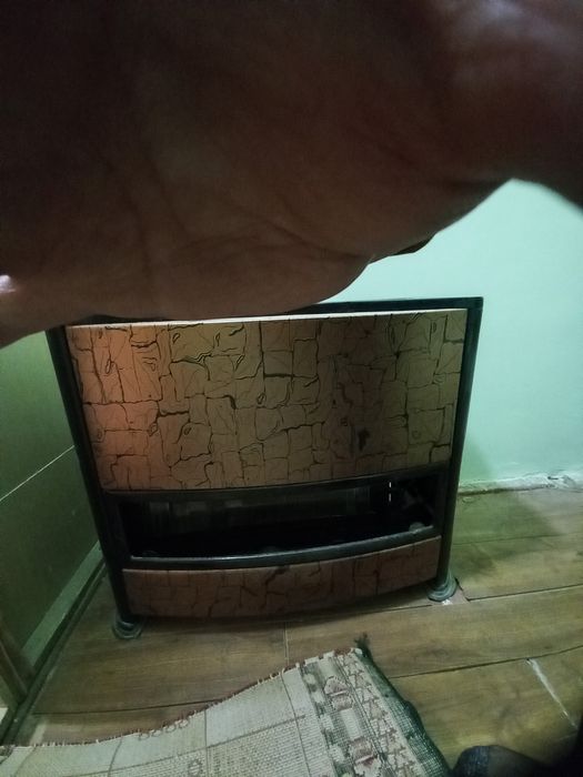 Эронни печкаси. Сотаман холати яхши. Б/у. Карши ш.