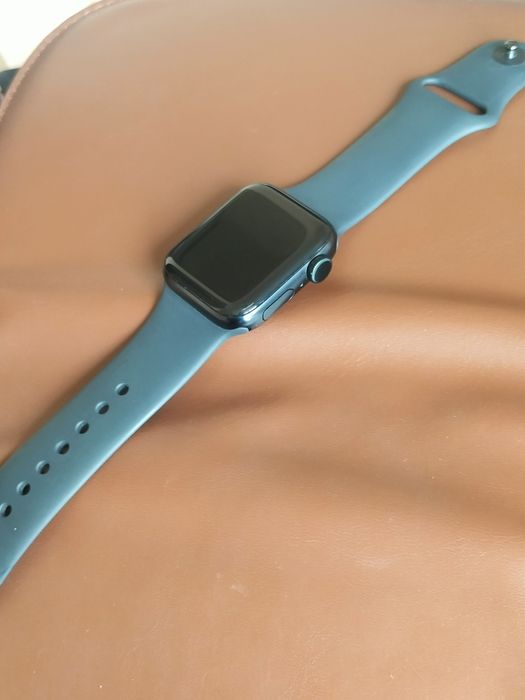 Apple Watch se2 40mm