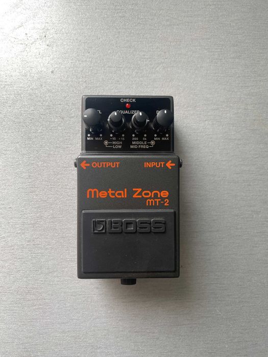 Boss MT-2 Eфект за китара