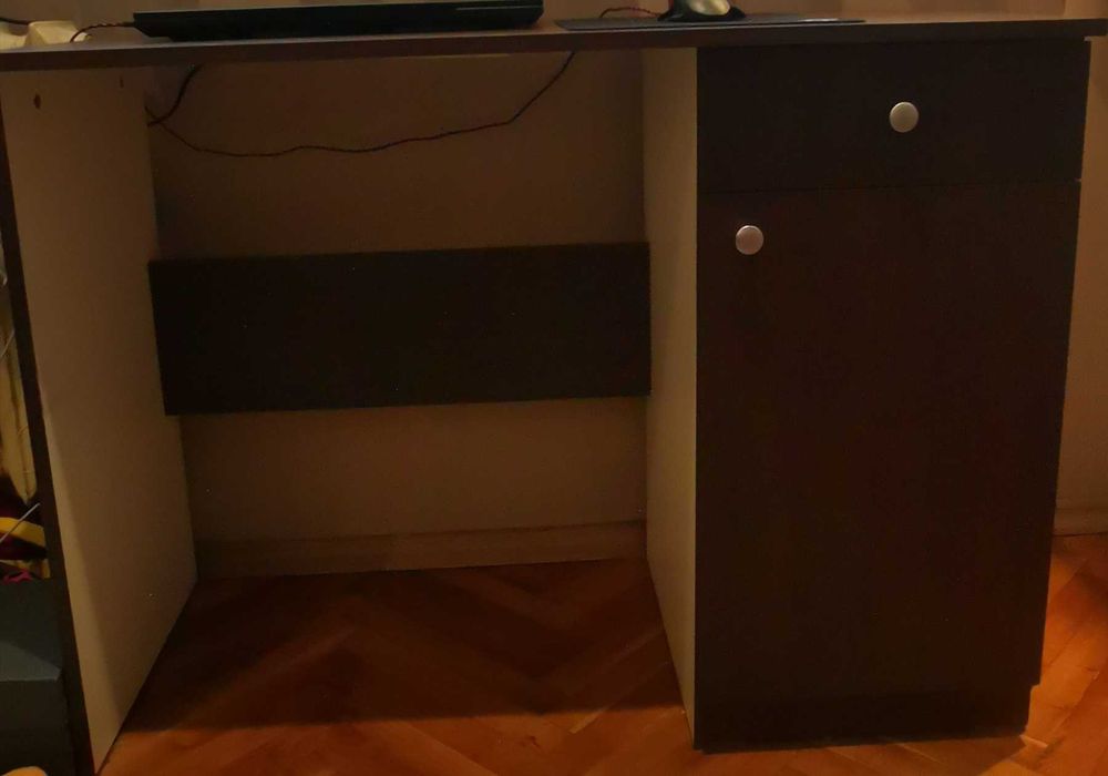 Продавам обзавеждане за детска стая