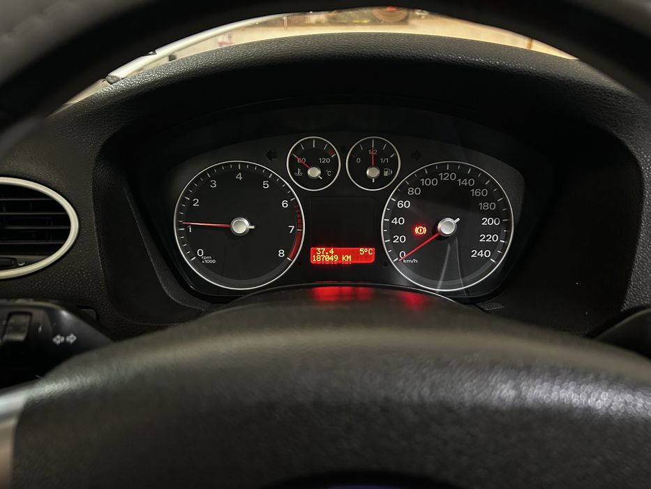 Ford Focus 2 Wagon Trend 1.4