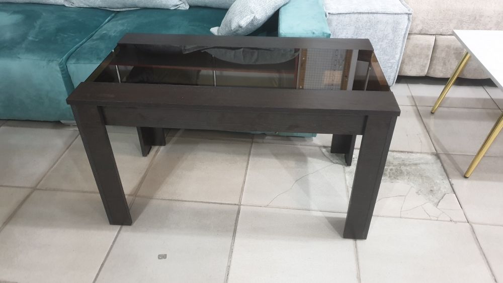 Журнальный столик в стиле hi-tech от производителя.