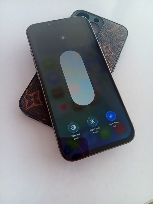 Продам Iphone 13 Pro.