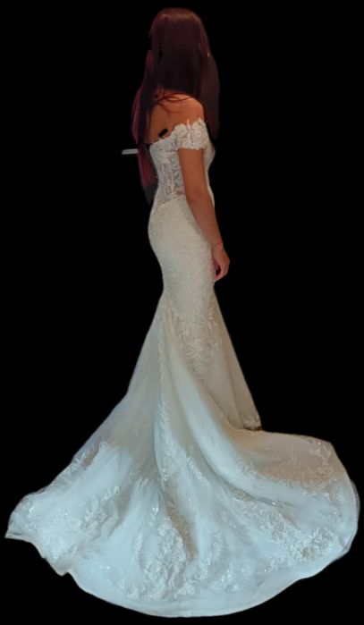 Vand rochie de mireasa