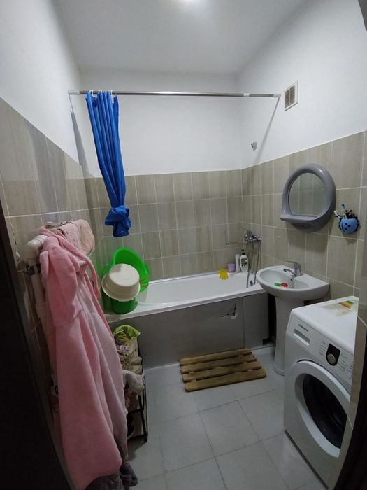 Srochno Arenda Yashnobod Dostlik metro yonida 3/3/9 100m2