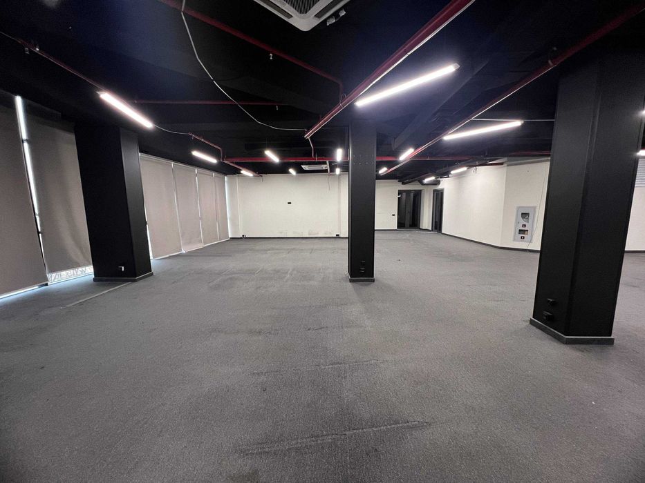 Современный офис 670 м² с ремонтом на Новомосковской, бизнес-центр(55)