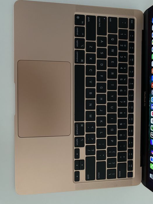 macbook air m1 8/256gb