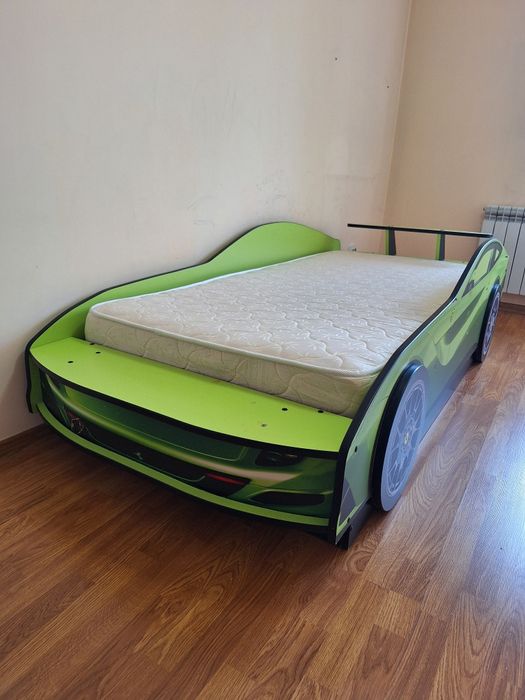 Продам десткую кровать для мальчиков