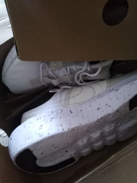 Нови оригинални маратонки,, NIKE''!