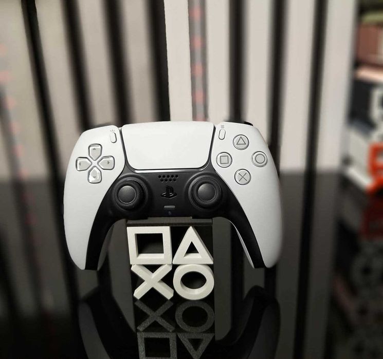 Suport controller PlayStation – stand gaming  (negru mat+alb)