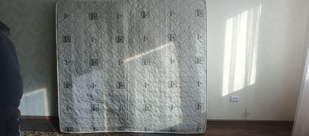 Продам матрас деним