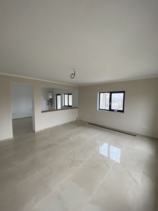 Vand casa in comuna Cordun