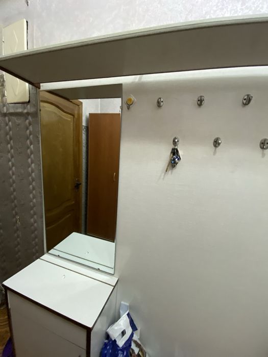 Прихожая бесплатно самовывоз в центре