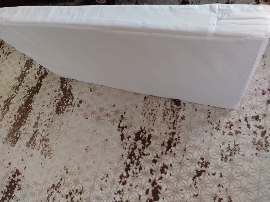 Продам  матрас новый