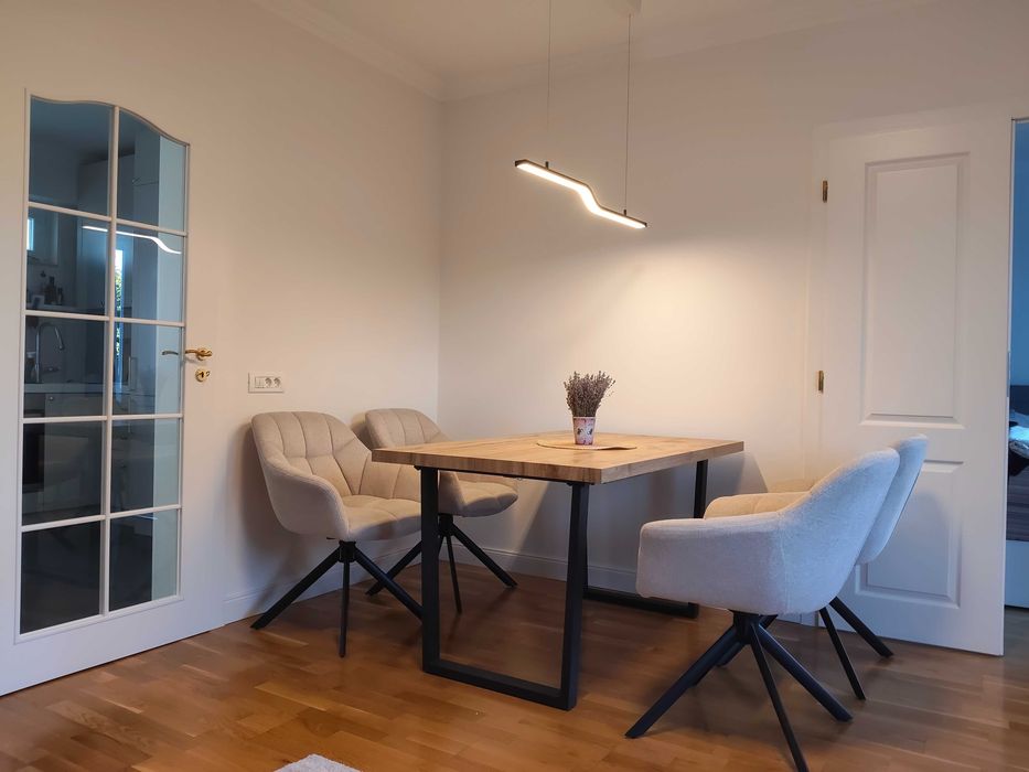 Scaune dinning rotative tapițate