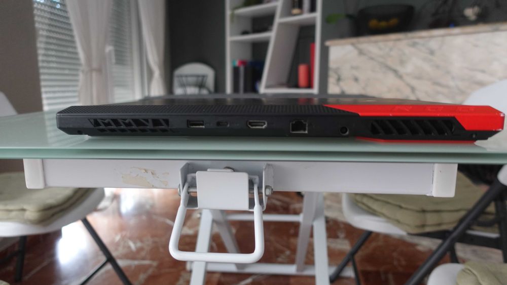 ROG Strix G15 NVIDIA GeForce 3050 AMD Ryzen 7 4800H 16GB RAM 1TB