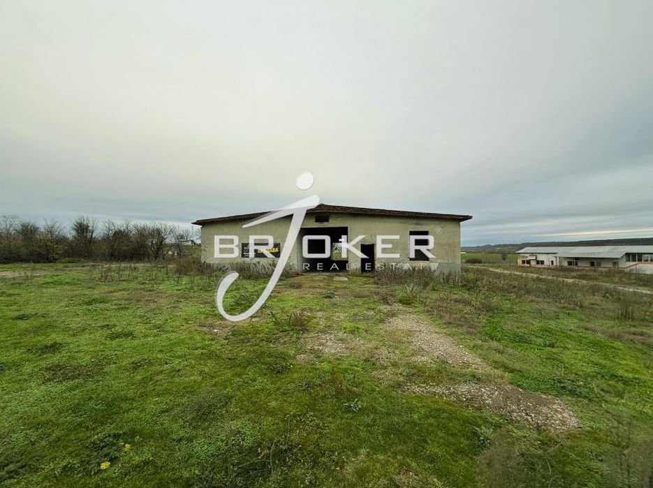 Пром. помещение в Хасково, област-с.Конуш