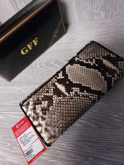 Кошелёк из кожи  питона