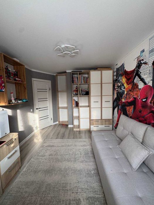 Продам 3 комнатну квартиру