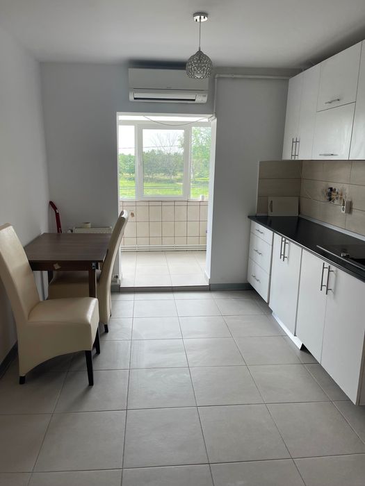Apartament de închiriat