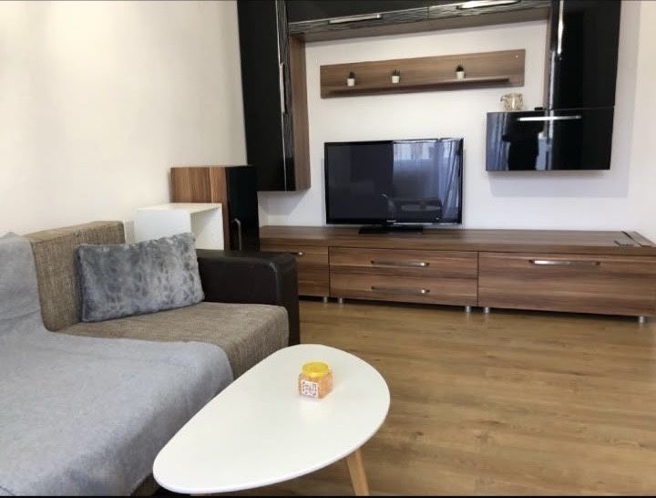 Apartament de inchiriat
