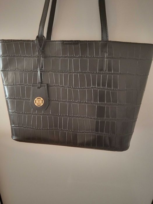 Дамски чанти -8-12-20 евро. Enrico Coveri, и други