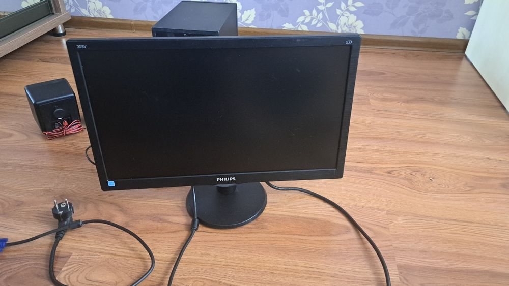 Монитор Philips, б/у