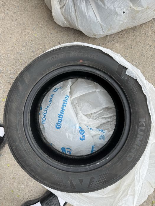 Шины летние  ( kumho ) 4 шт