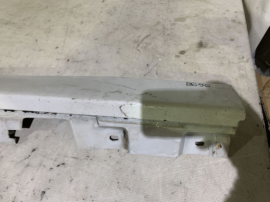 Prag dreapta BMW Seria 5, F10, F11, 2010, 2011, 2012, 2013, 2014, 2015, 2016, cod origine OE 51777184774.