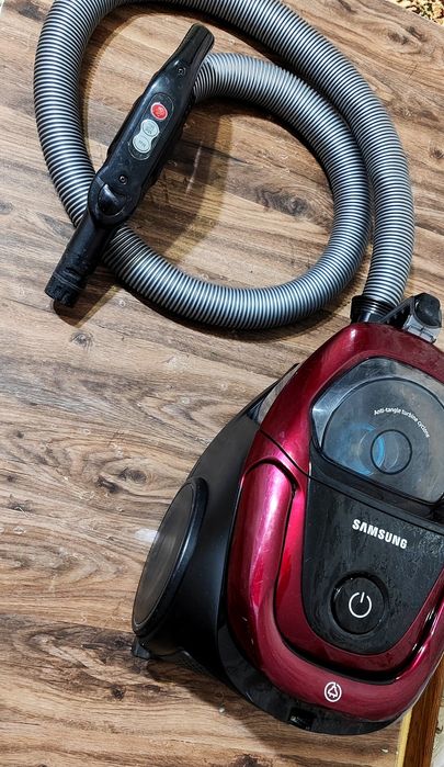 пилесос Samsung 2000watt