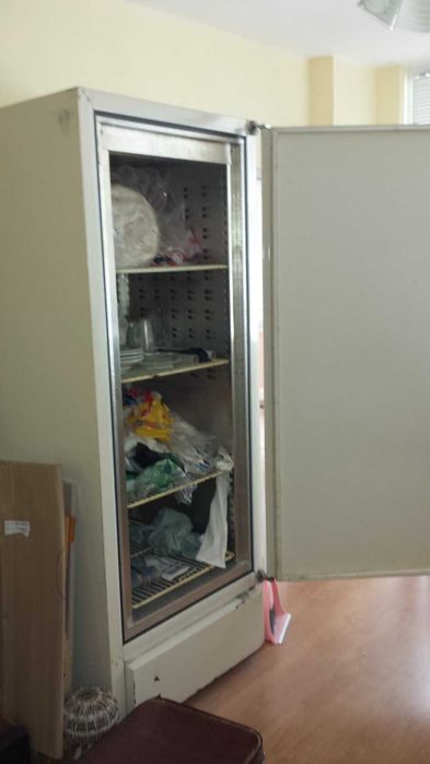 Продавам фризер Bader