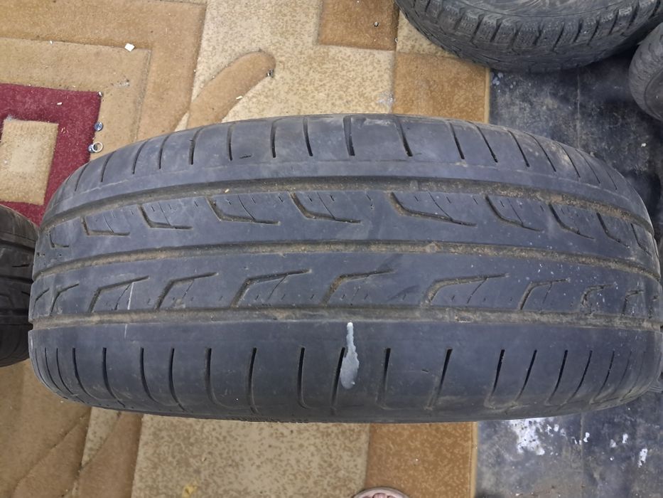 Продам диски с шинами в комплекте на 15