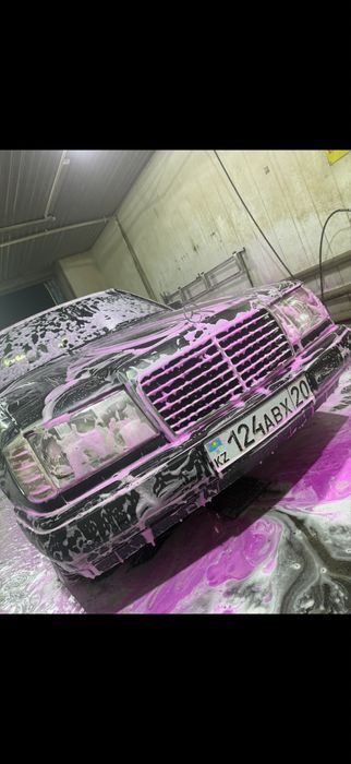 Mercedes-benz w124