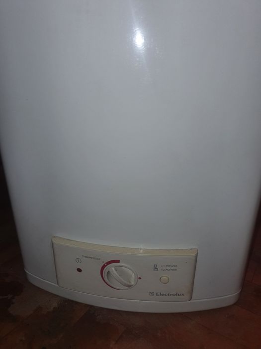 Продам бойлер 50л