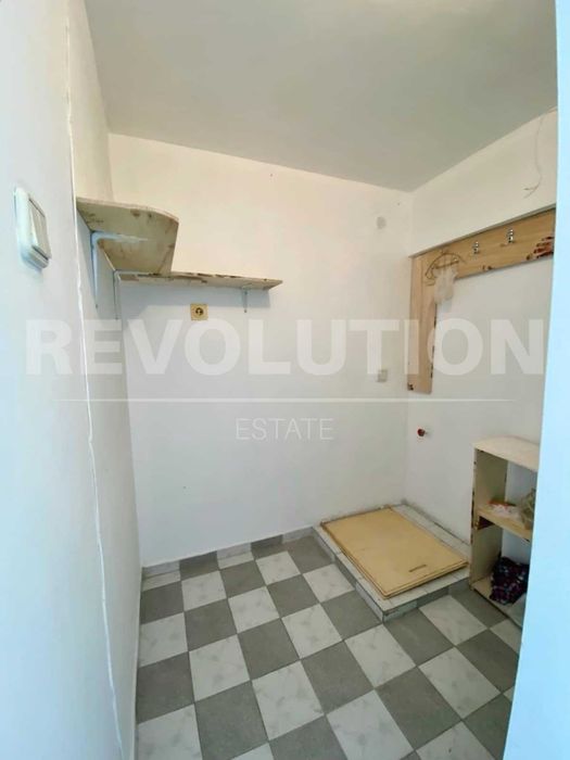 Продава се Магазин в Пловдив, Център - 20 кв.м за 1800 €/кв.м - Снимка #1