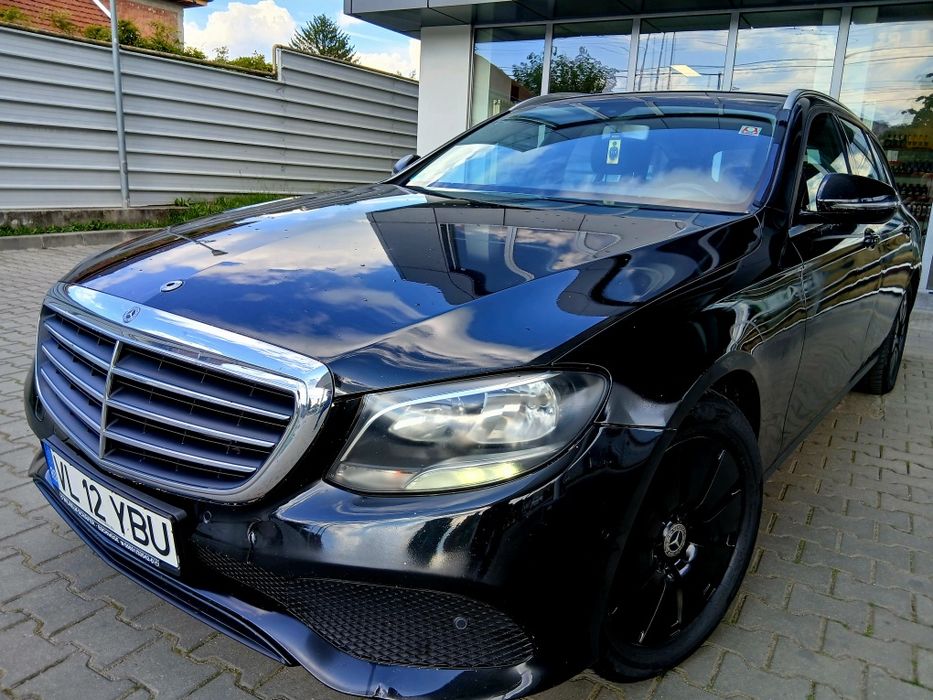 Mercedes-Benz E220 2018 EURO 6 AMG 13900€