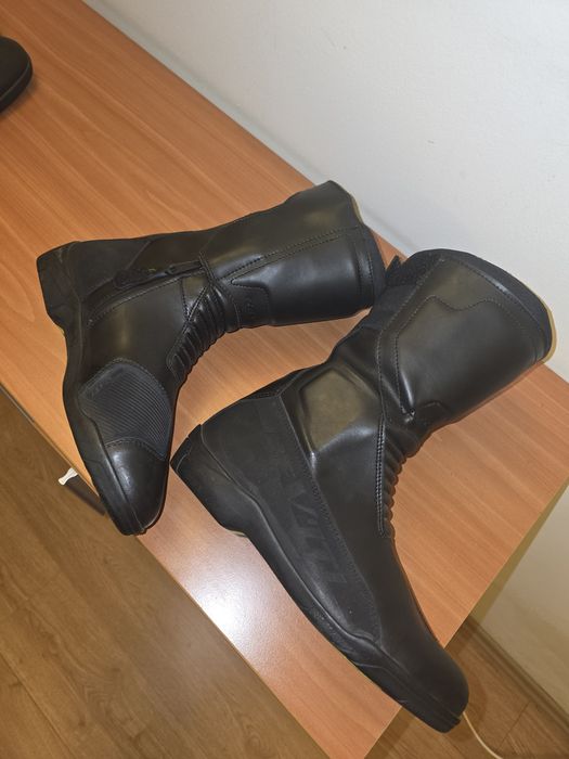 Ghete cizme de damă pt  moto noi masura 36 si masura 41