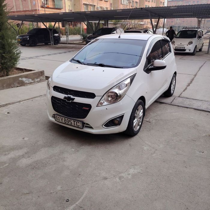 Спарк срочно сотилади!