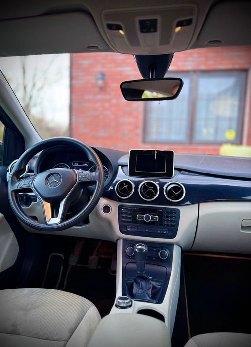 MERCEDES-BENZ B-Class 2012 — imagine 3