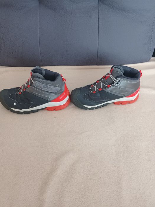 Зимни запазени боти