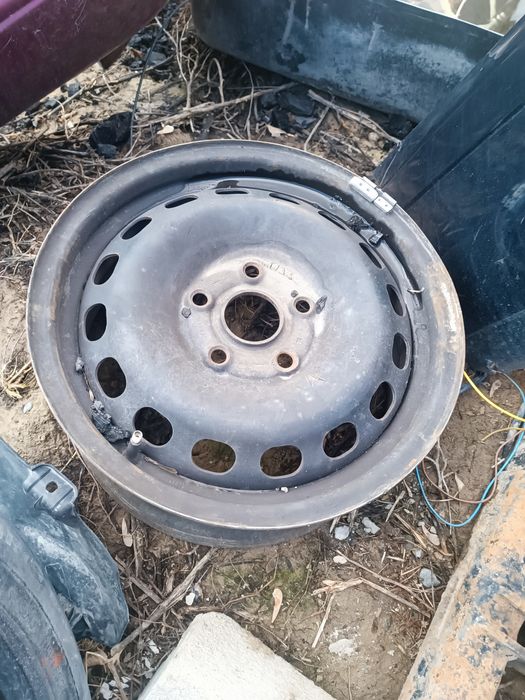 Титановые железные диски.